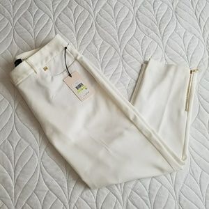 Ivanka Trump beige capri slacks